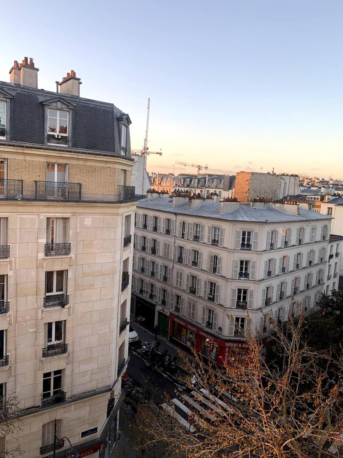 Avec Vue Paris